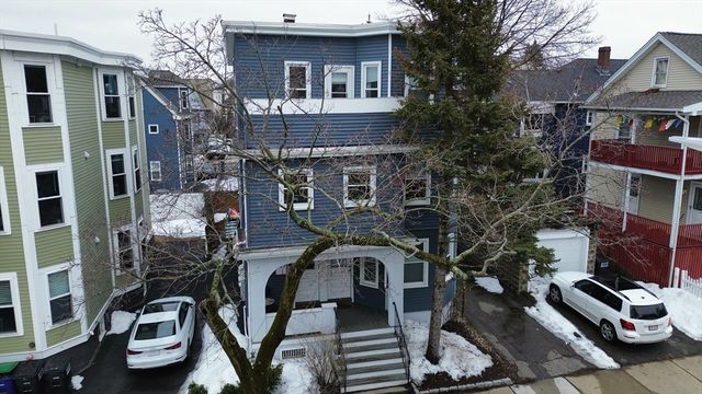 7 Connecticut Ave 1, Somerville, MA 02145