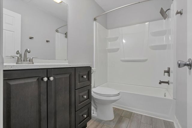 2540 Dahlia Way, 26D, Columbus, OH 43235