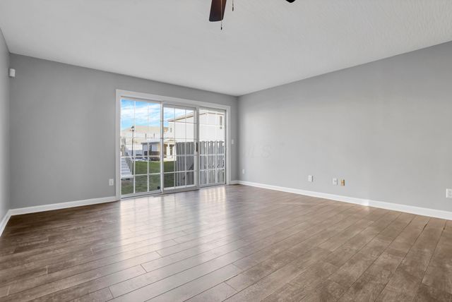 2540 Dahlia Way, 26D, Columbus, OH 43235