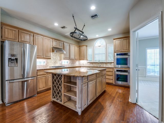6428 Glenhollow Drive, Plano, TX 75093