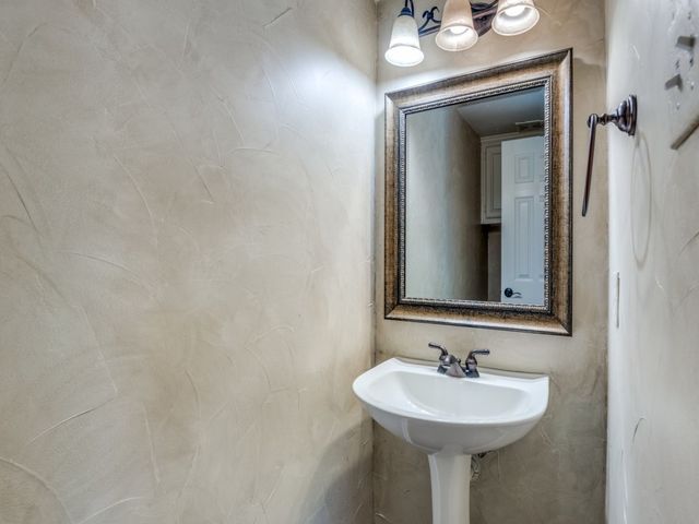 6428 Glenhollow Drive, Plano, TX 75093