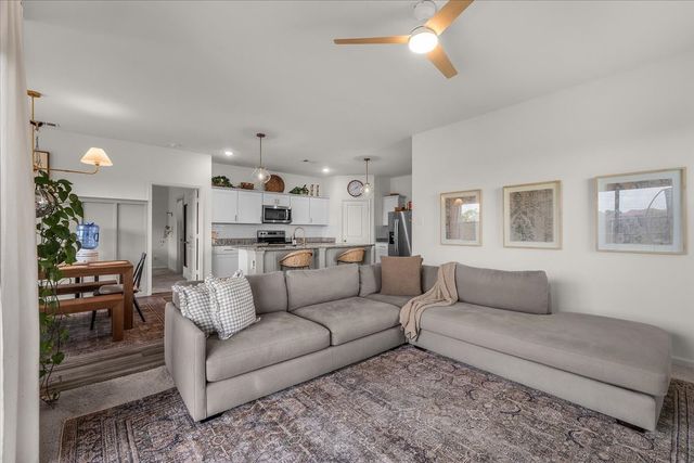 1537 Shadow Hawk Drive, Fort Worth, TX 76052