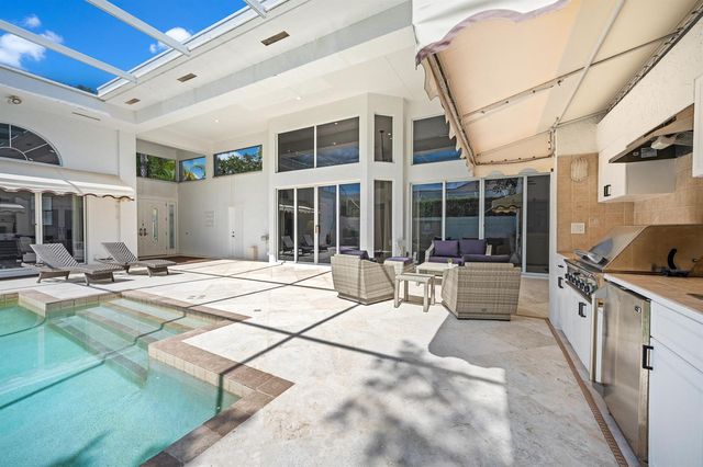 114 Waters Edge Drive, Jupiter, FL 33477