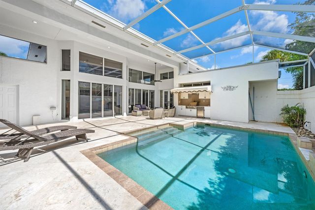 114 Waters Edge Drive, Jupiter, FL 33477