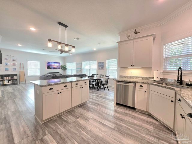 1307 Heron Inlet, Pensacola, FL 32526