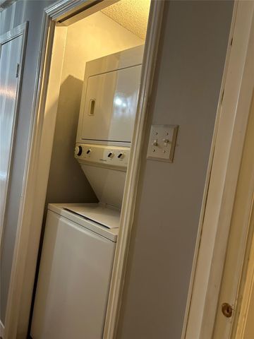 3745 Thistlemont Drive, Houston, TX 77042