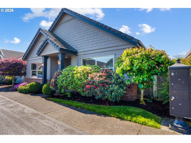 2030 LAKELAND Way, Eugene, OR 97408