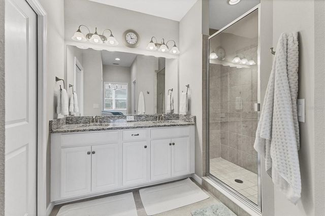 13732 MESSINA LOOP 202, Bradenton, FL 34211