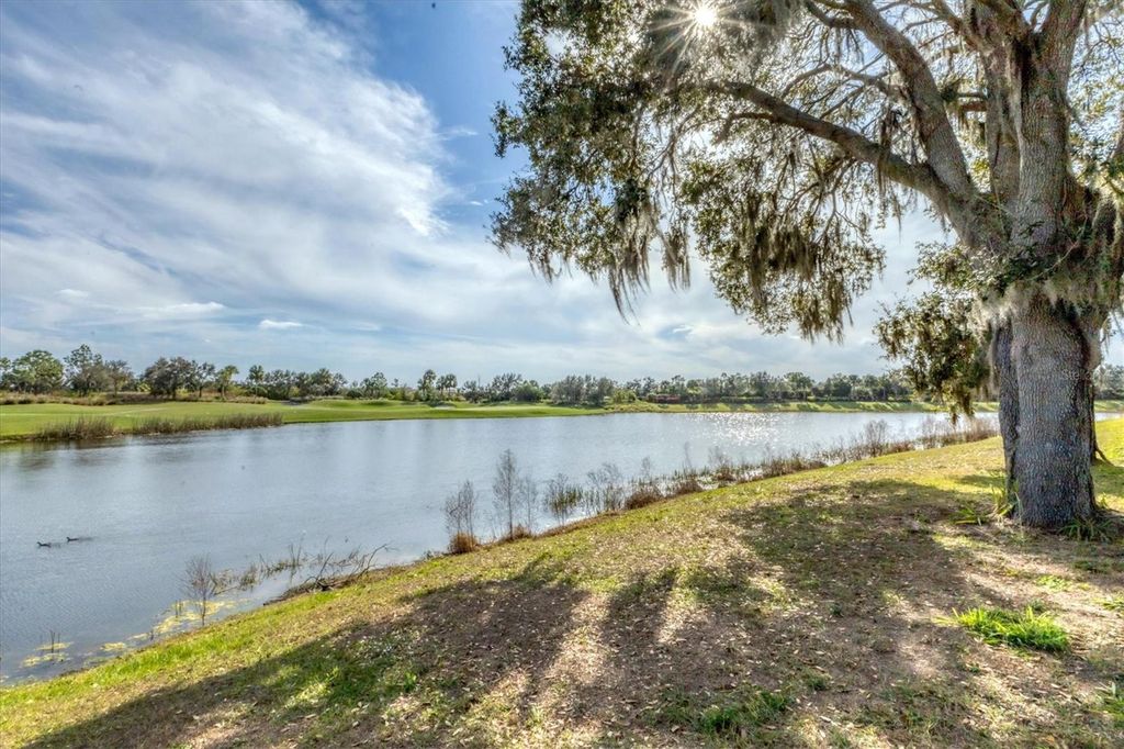 Image 37 of property listing at 13732 MESSINA LOOP 202, Bradenton, FL 34211