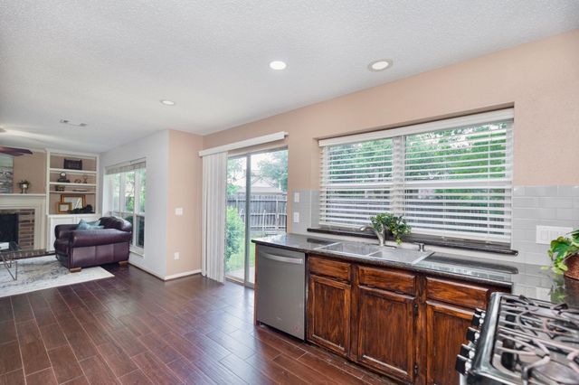 3007 Rimrock Drive, Missouri City, TX 77459