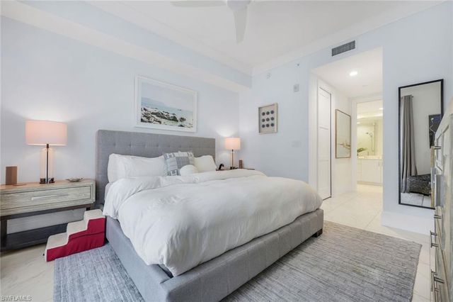 1135 3rd AVE S 303, Naples, FL 34102