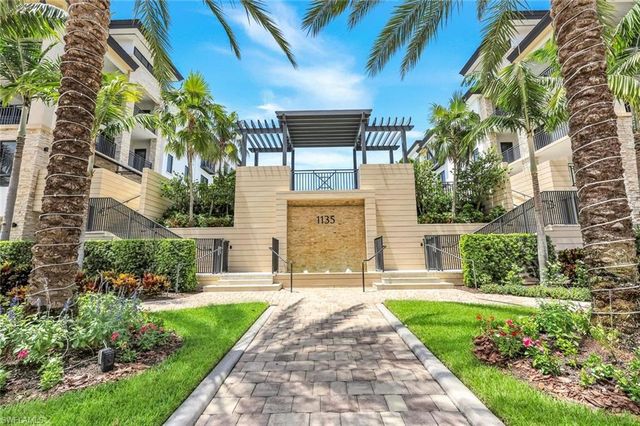 1135 3rd AVE S 303, Naples, FL 34102