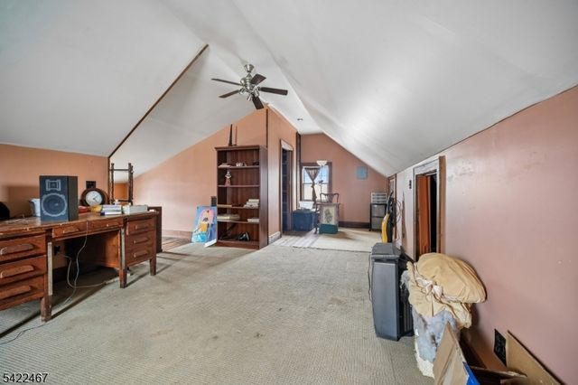158 Palisade Rd, Elizabeth City, NJ 07208