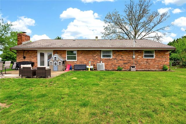 1003 Heathwood Drive, Englewood, OH 45322