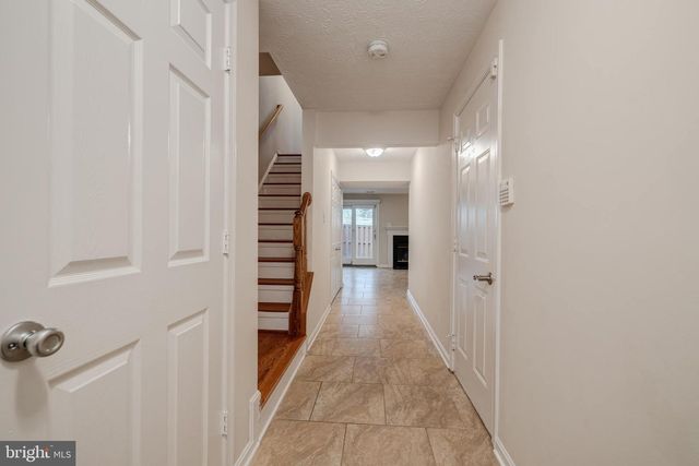 6544 MORNING MEADOW DR, Alexandria, VA 22315