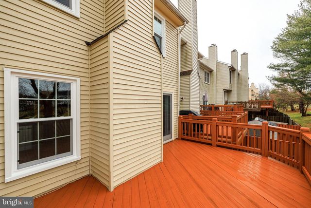 6544 MORNING MEADOW DR, Alexandria, VA 22315