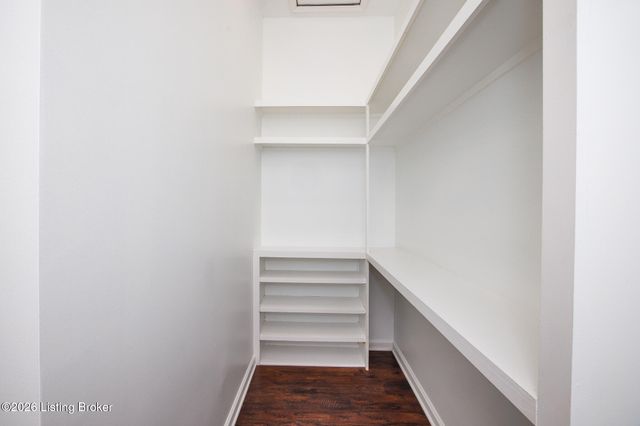 622 E Burnett Ave, Louisville, KY 40217