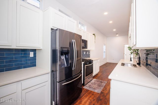 622 E Burnett Ave, Louisville, KY 40217