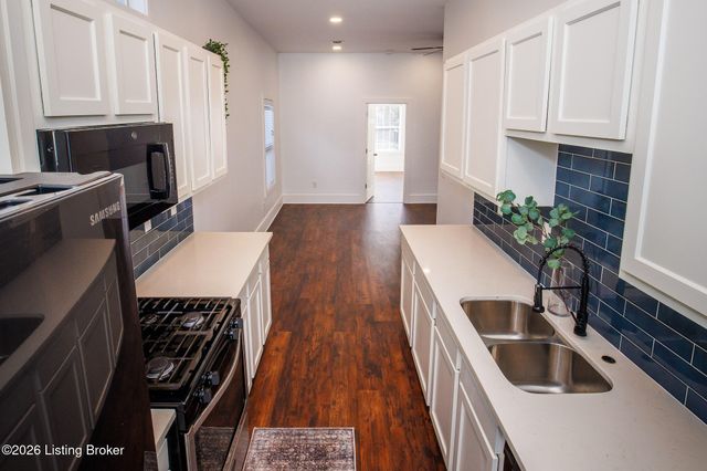 622 E Burnett Ave, Louisville, KY 40217