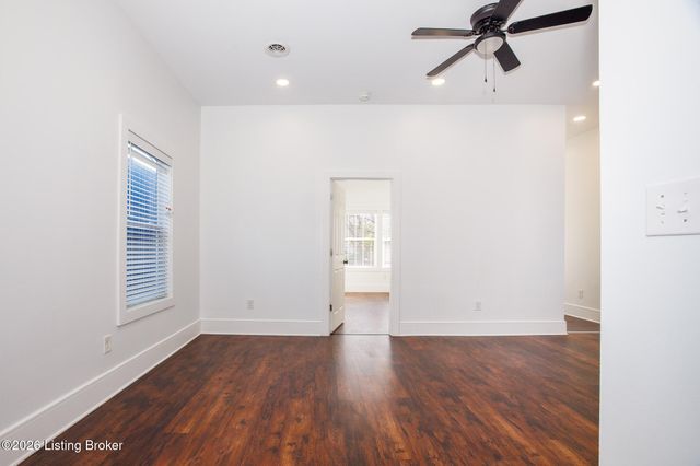 622 E Burnett Ave, Louisville, KY 40217