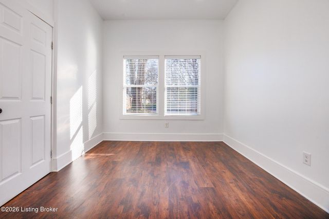 622 E Burnett Ave, Louisville, KY 40217