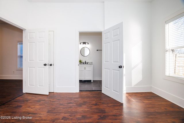 622 E Burnett Ave, Louisville, KY 40217