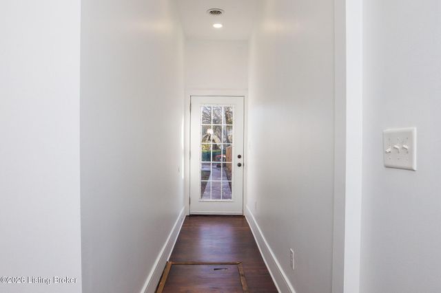 622 E Burnett Ave, Louisville, KY 40217