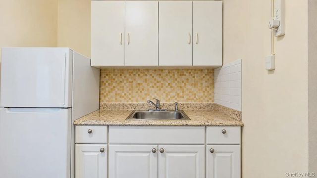 9752 75th Street A23, Ozone Park, NY 11416