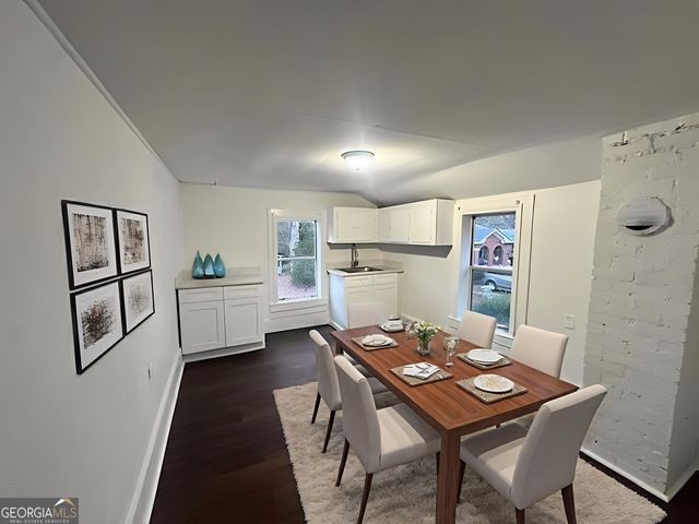 621 W Jones Avenue, Statesboro, GA 30458