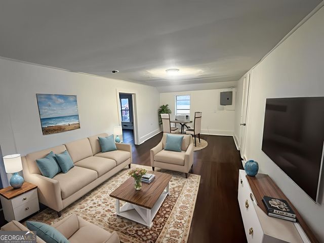 621 W Jones Avenue, Statesboro, GA 30458