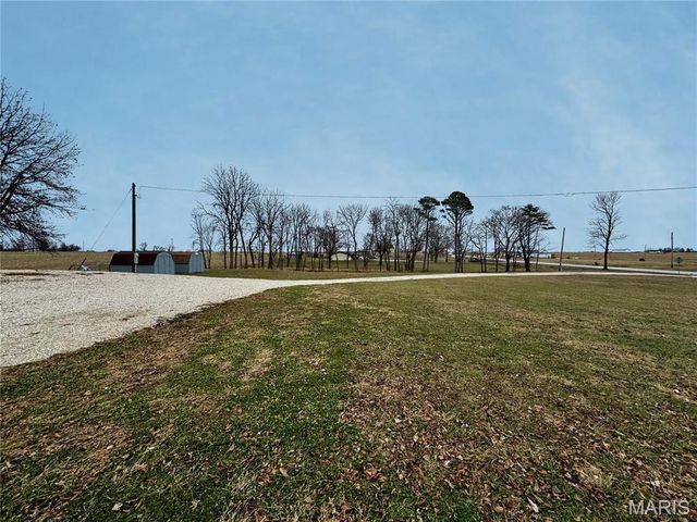 405 E Main Street, Lewistown, MO 63452