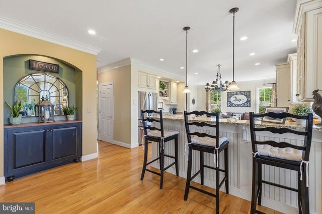 16527 HAMPTON RD, Hamilton, VA 20158