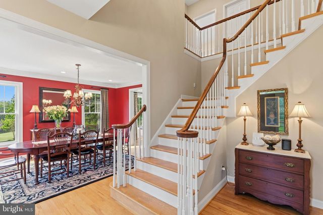 16527 HAMPTON RD, Hamilton, VA 20158