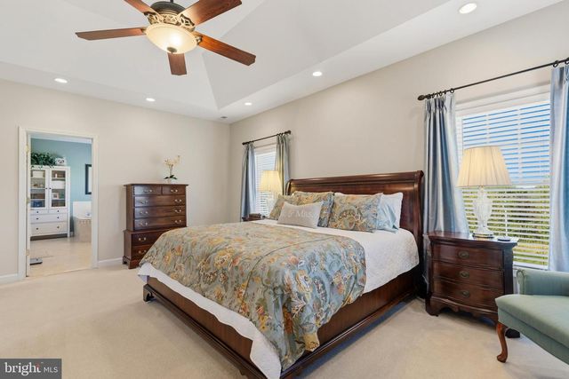 16527 HAMPTON RD, Hamilton, VA 20158