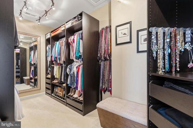 16527 HAMPTON RD, Hamilton, VA 20158