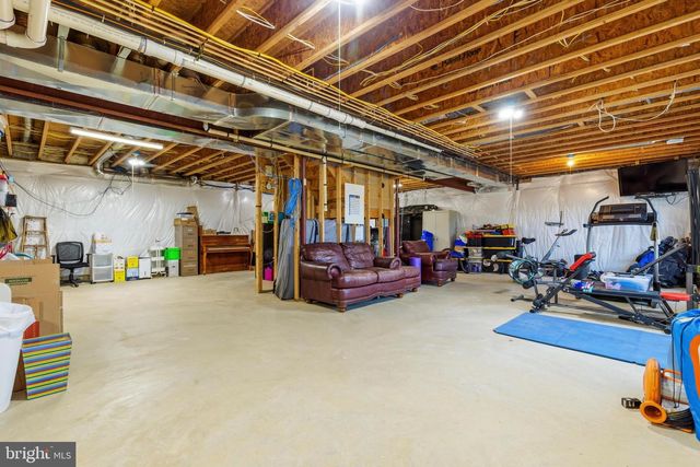 16527 HAMPTON RD, Hamilton, VA 20158
