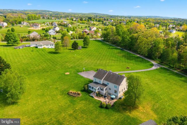16527 HAMPTON RD, Hamilton, VA 20158