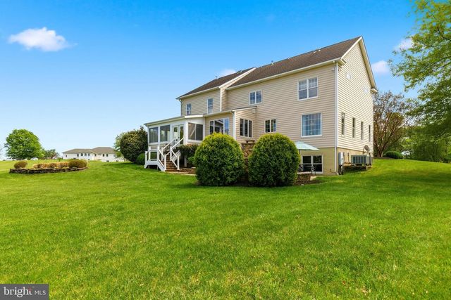 16527 HAMPTON RD, Hamilton, VA 20158