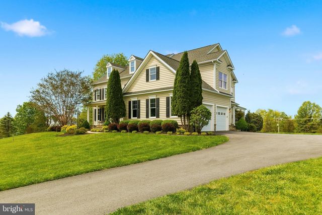 16527 HAMPTON RD, Hamilton, VA 20158