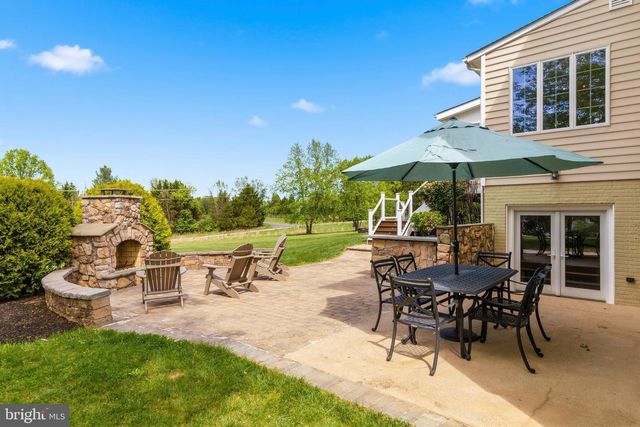 16527 HAMPTON RD, Hamilton, VA 20158