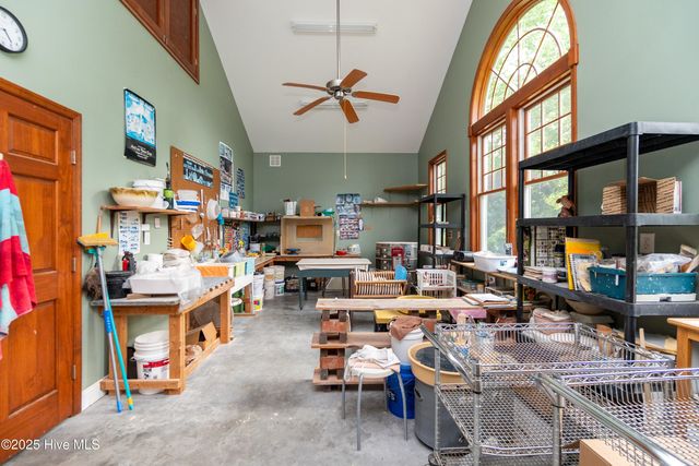 207 Megan Loop S, Hertford, NC 27944