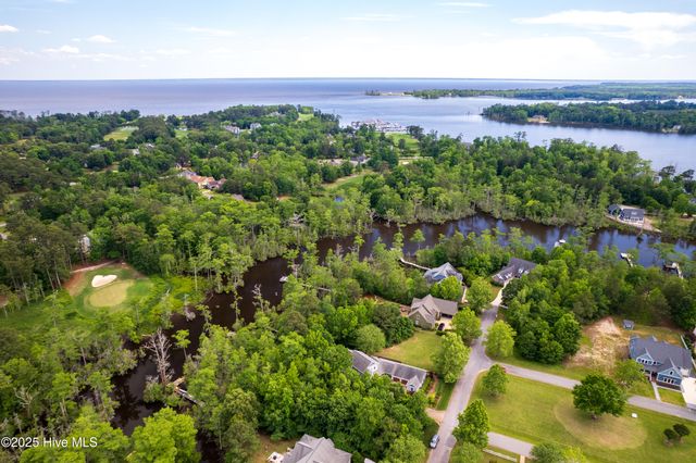 207 Megan Loop S, Hertford, NC 27944