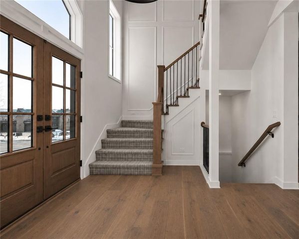 5695 Thousand Oaks Drive, Parkville, MO 64152