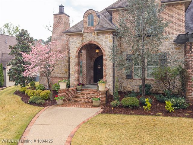 8200 Mile Tree Drive, Fort Smith, AR 72903