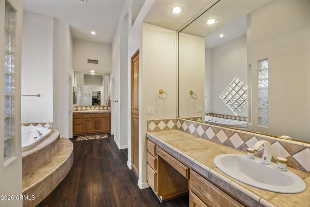 12151 E CORTEZ Drive, Scottsdale, AZ 85259