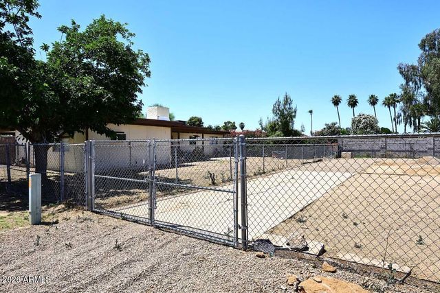 4343 E union hills Drive, Phoenix, AZ 85050