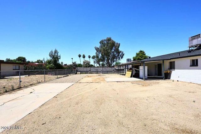 4343 E union hills Drive, Phoenix, AZ 85050