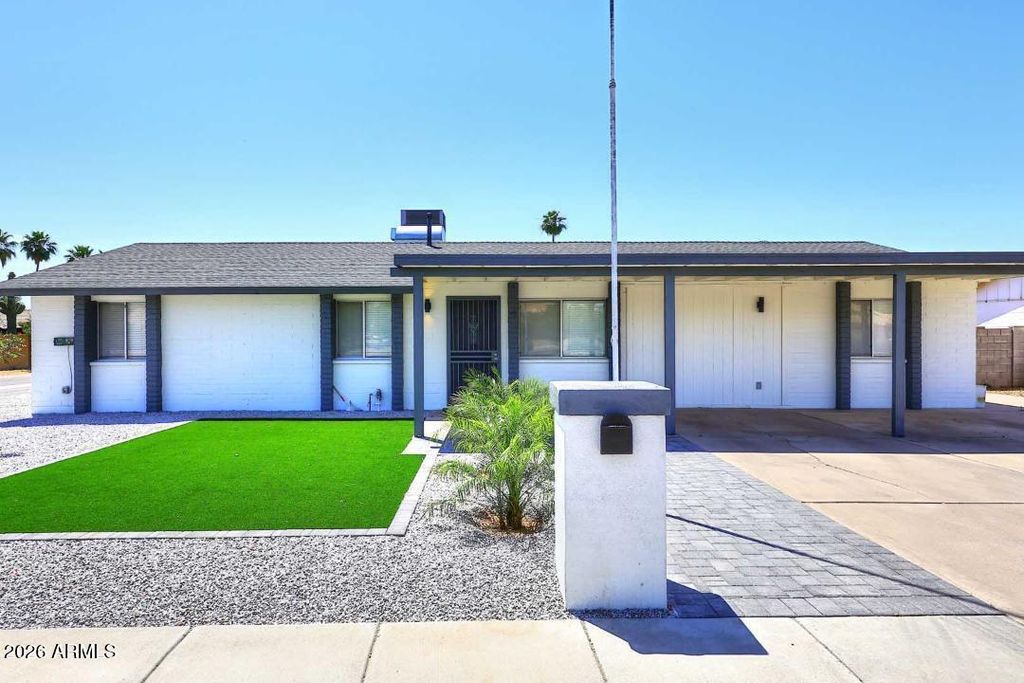 4343 E union hills Drive, Phoenix, AZ 85050