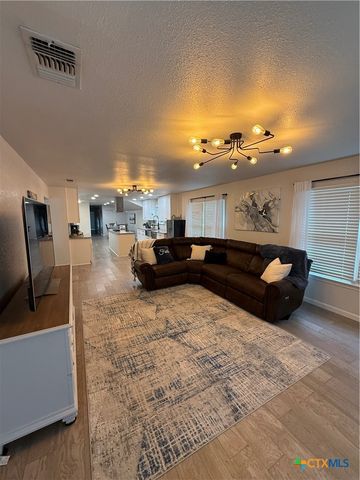 1428 Lee Street, New Braunfels, TX 78130