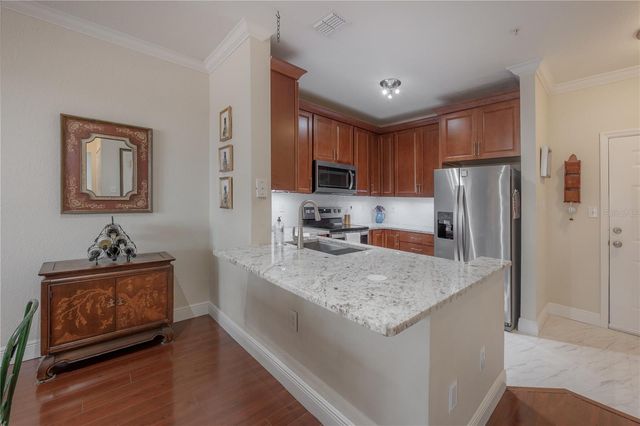 5000 CULBREATH KEY WAY 8-302, Tampa, FL 33611